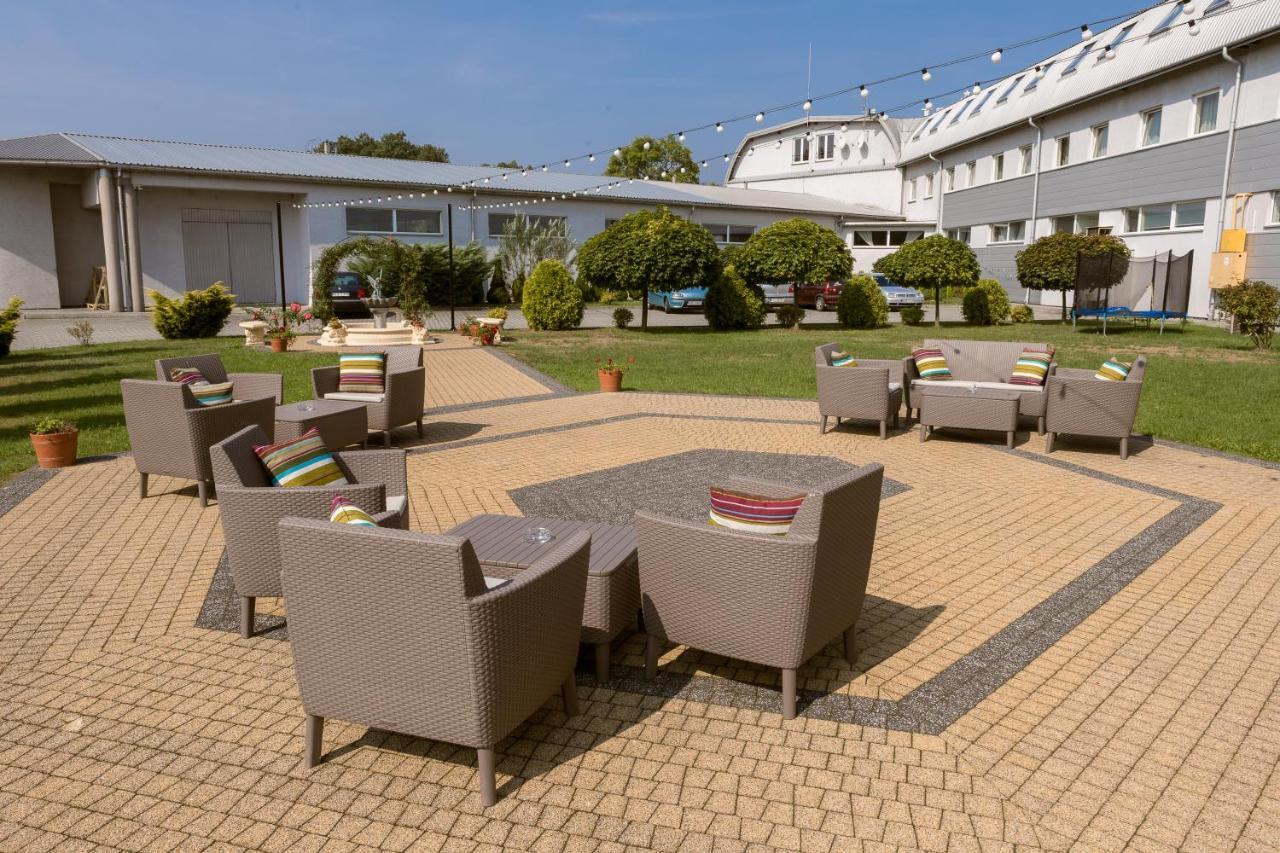 Hotel Sezam Machowa Dış mekan fotoğraf